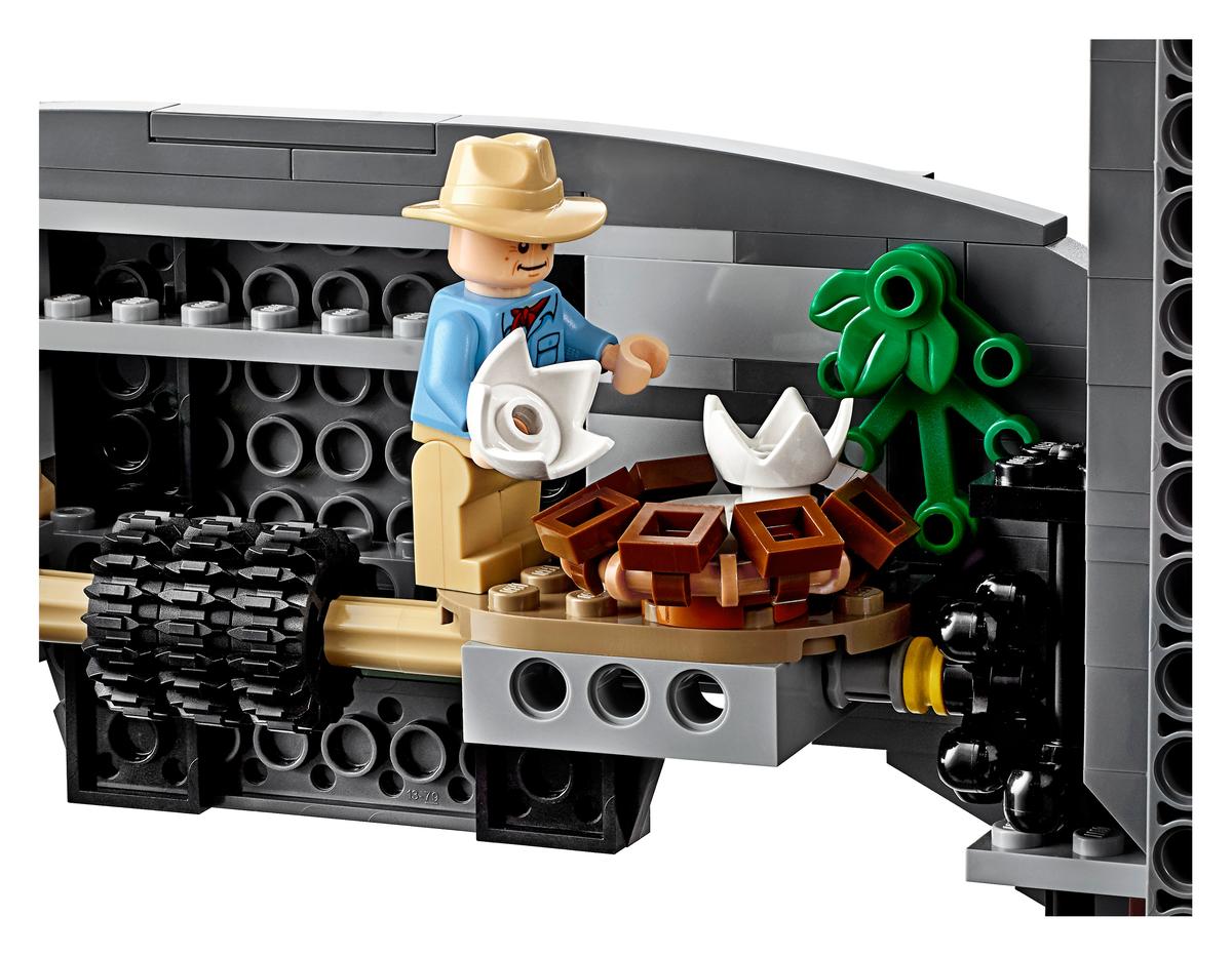 LEGO Jurassic World Jurassic Park: T. rex Chaos - 75936