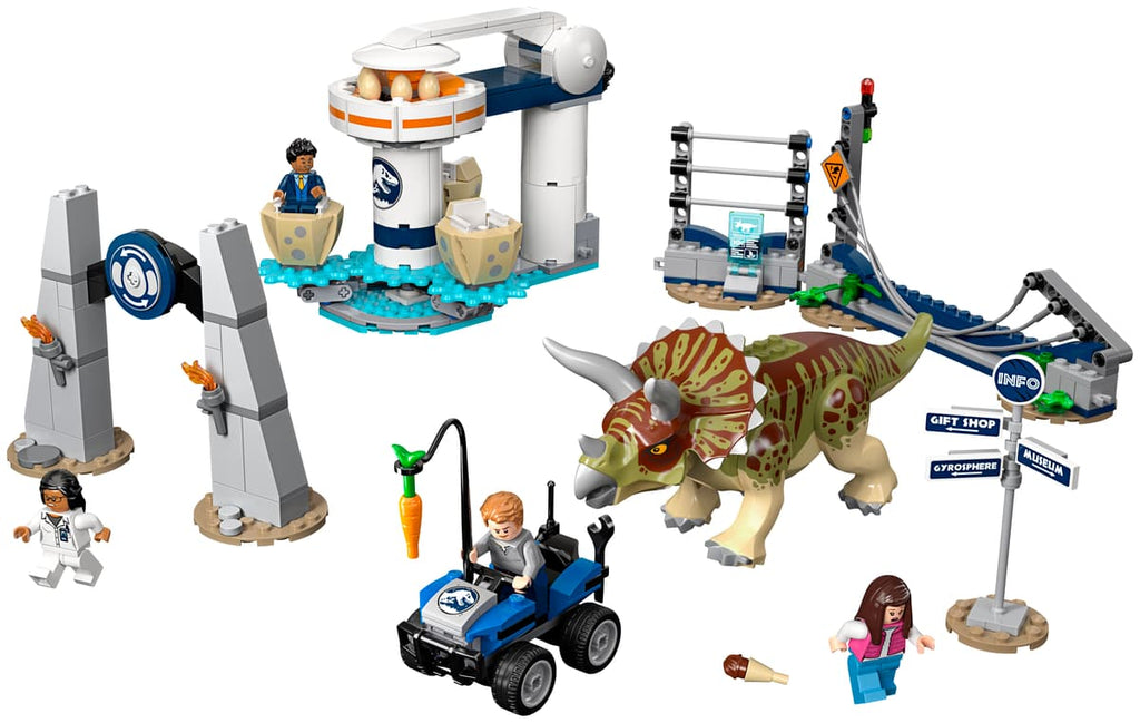 LEGO Jurassic World Triceratopschaos - 75937