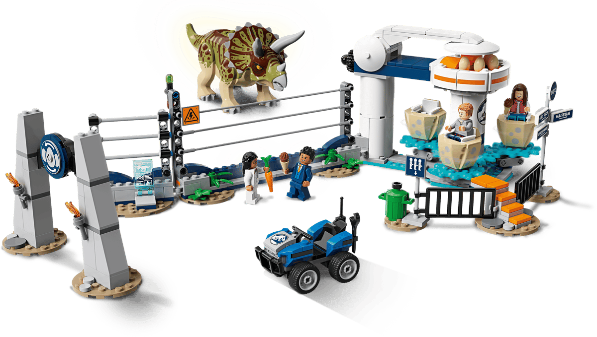 LEGO Jurassic World Triceratopschaos - 75937