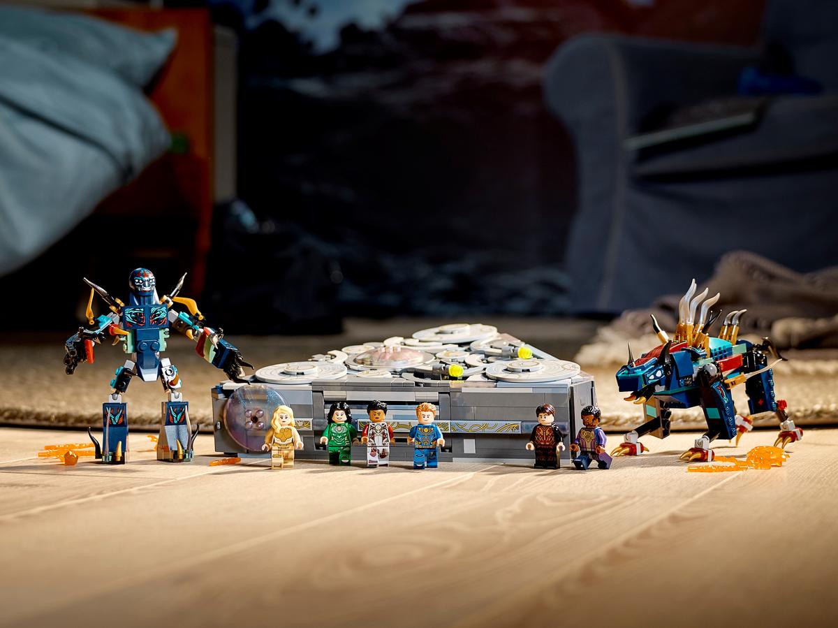 LEGO Marvel Opkomst van de Domo - 76156