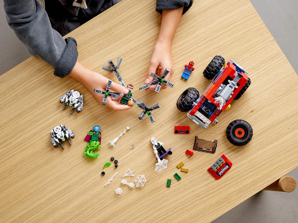 LEGO Marvel Spider-Man's monstertruck vs. Mysterio - 76174