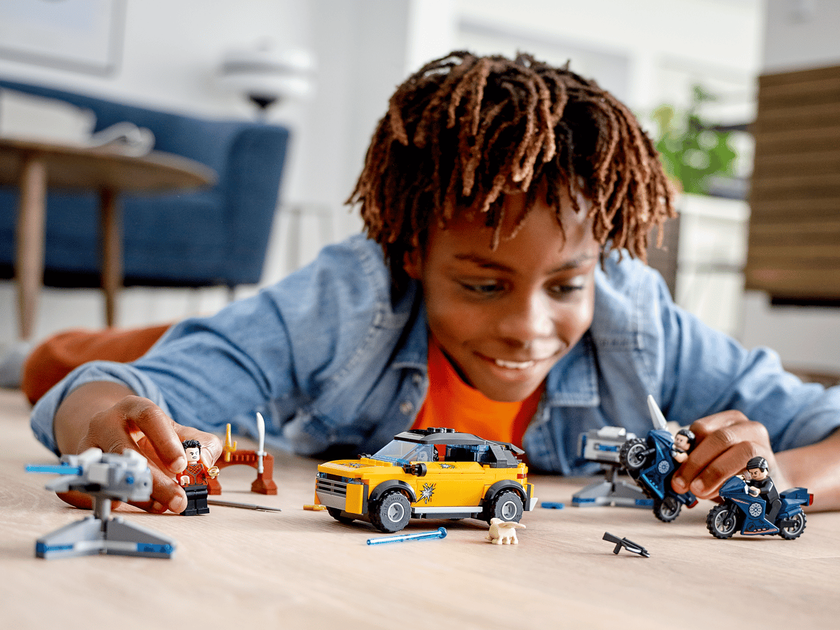LEGO Marvel Ontsnappen uit De Tien Ringen - 76176