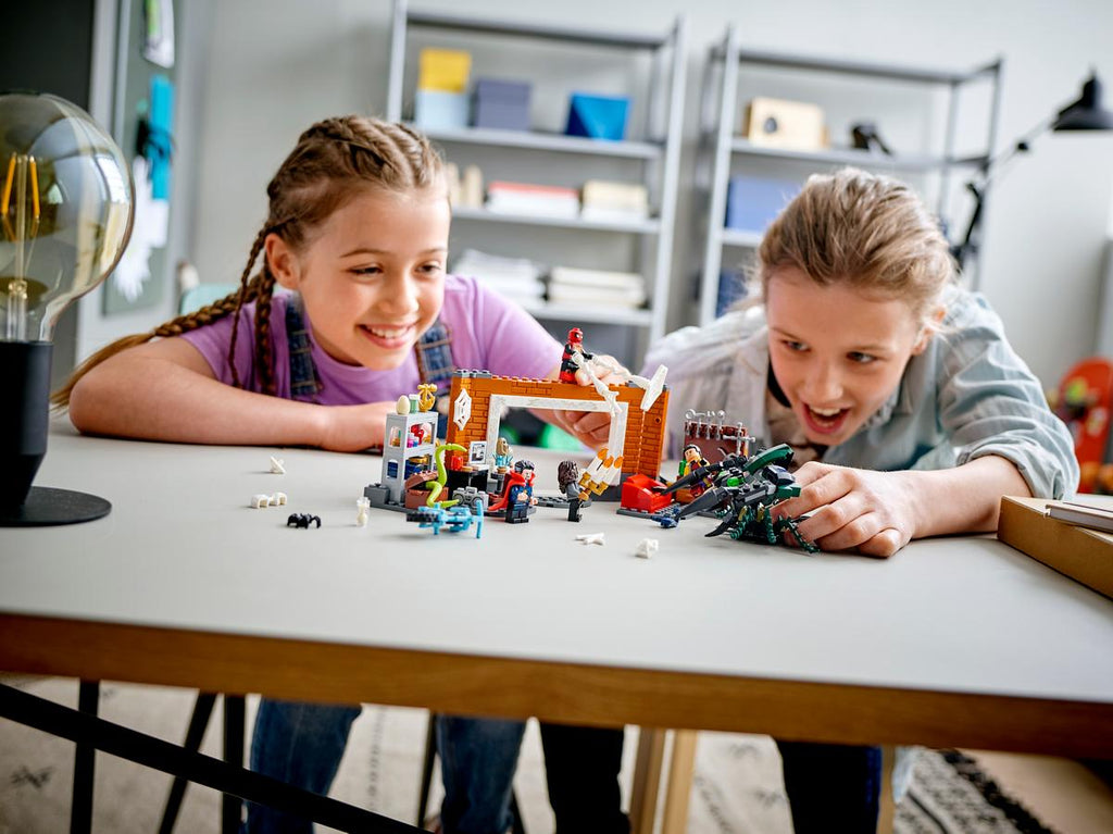 LEGO Marvel Spiderman bij de Sanctum uitvalbasis - 76185
