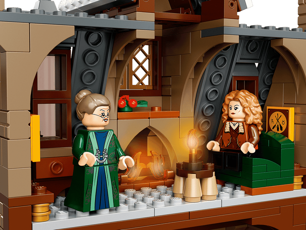 LEGO Harry Potter Zweinsveld Dorpsbezoek - 76388