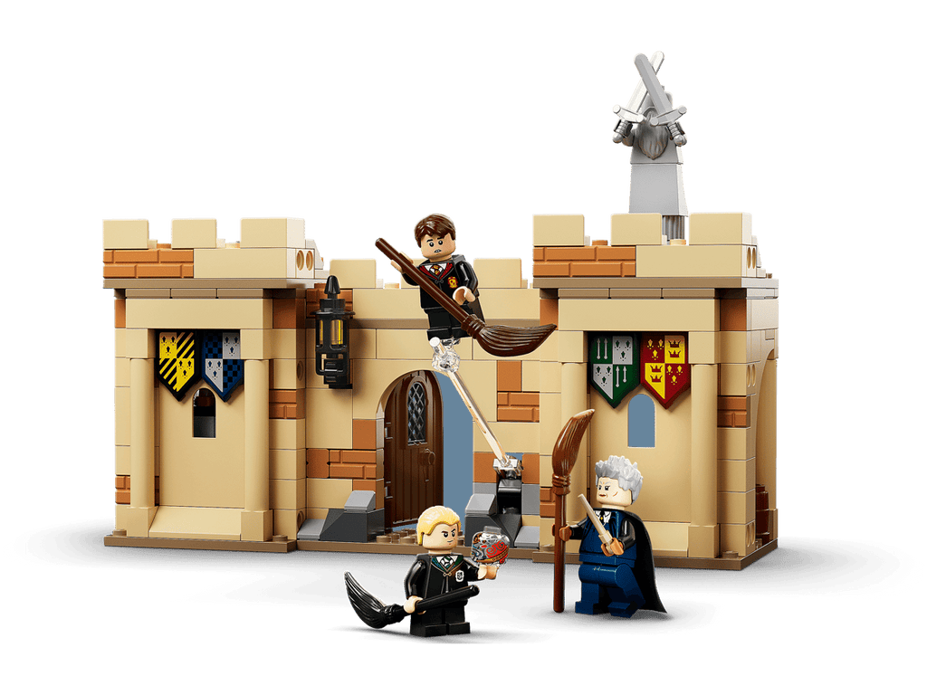 LEGO Harry Potter Zweinstein: Eerste Vliegles - 76395