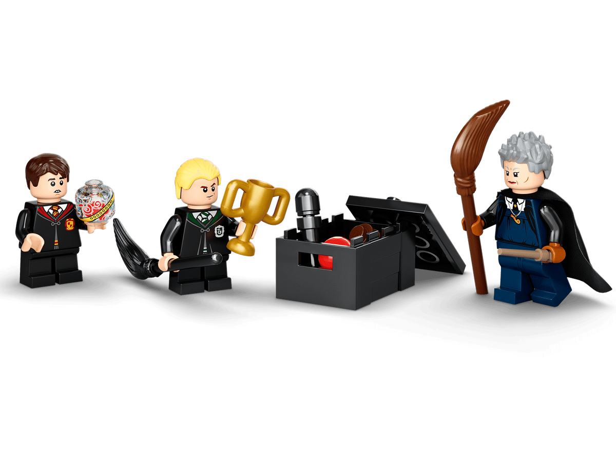 LEGO Harry Potter Zweinstein: Eerste Vliegles - 76395