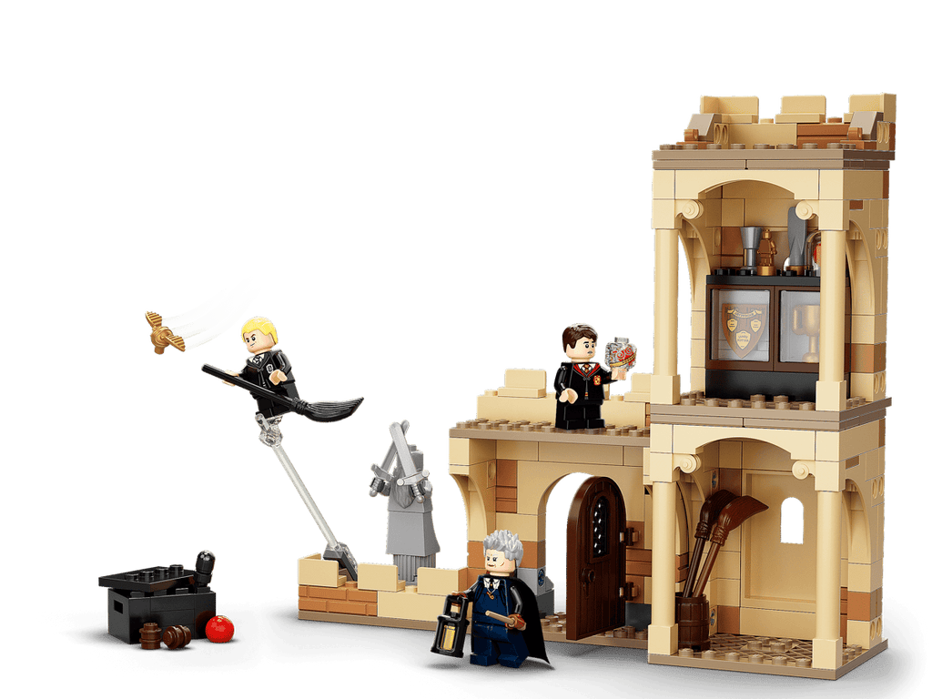LEGO Harry Potter Zweinstein: Eerste Vliegles - 76395