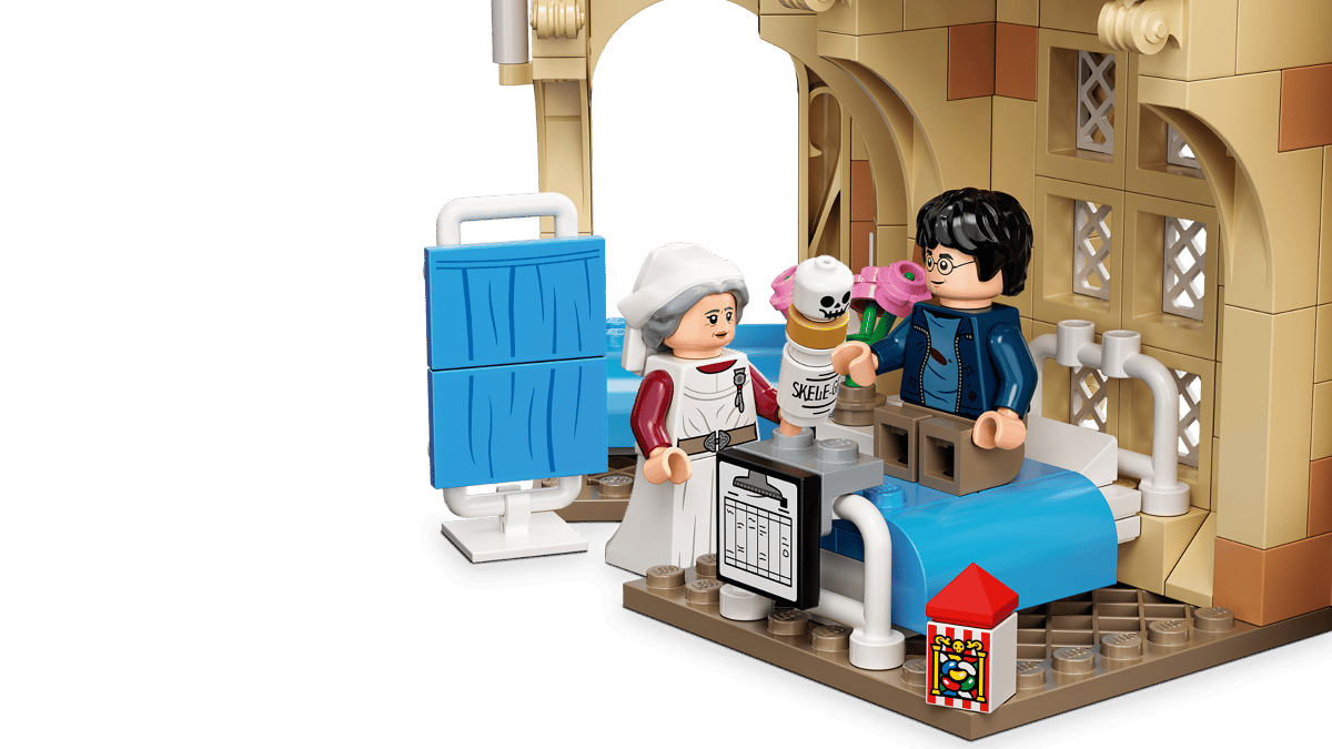 LEGO Harry Potter Zweinstein Ziekenhuisvleugel - 76398
