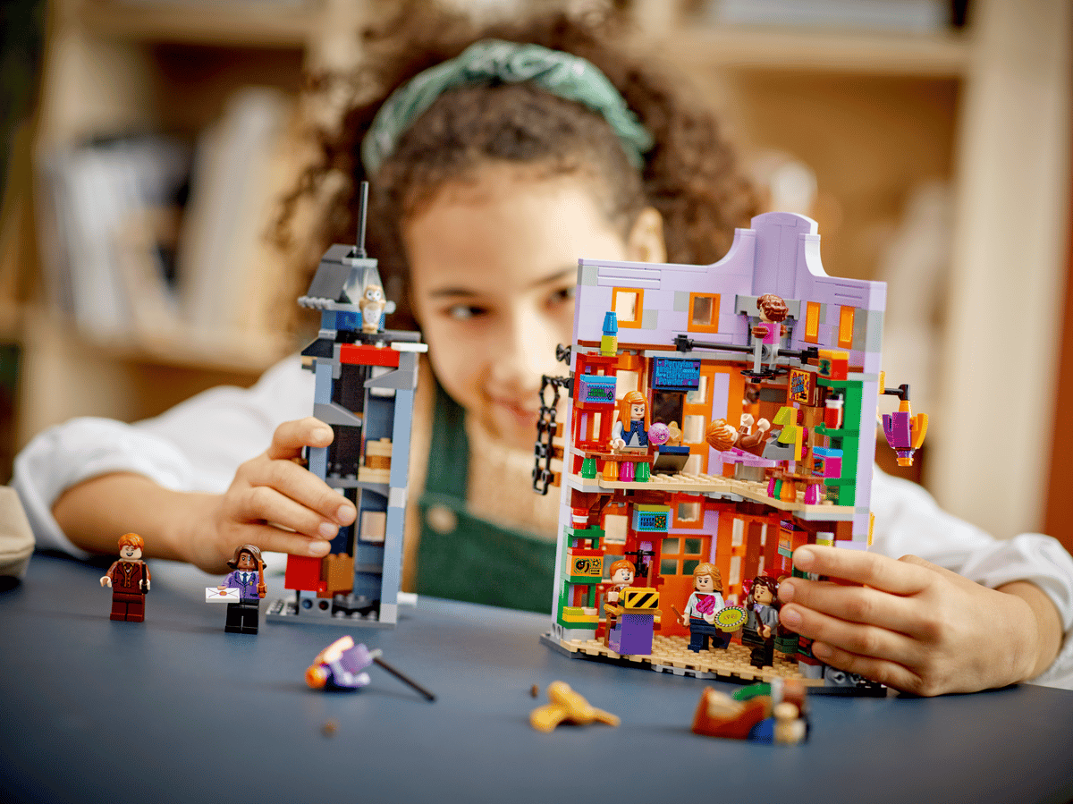 LEGO Harry Potter De Wegisweg: De Tovertweelings Topfopshop - 76422