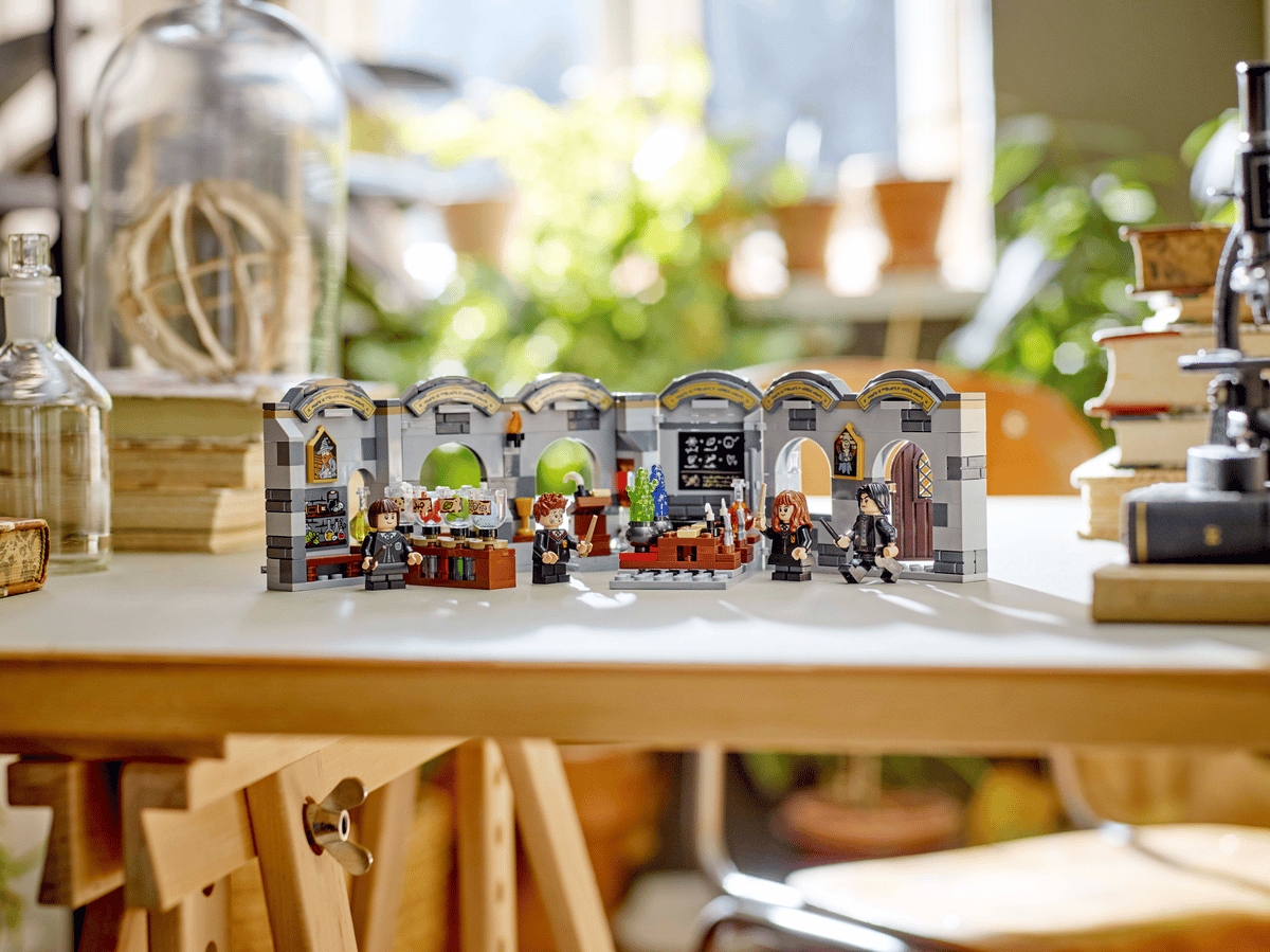LEGO Harry Potter Kasteel Zweinstein: Toverdrankenles - 76431