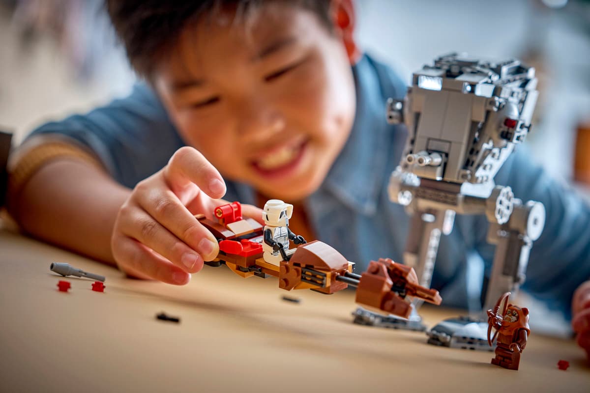 LEGO Star Wars SMART Play: AT-ST aanval op Endor - 75424