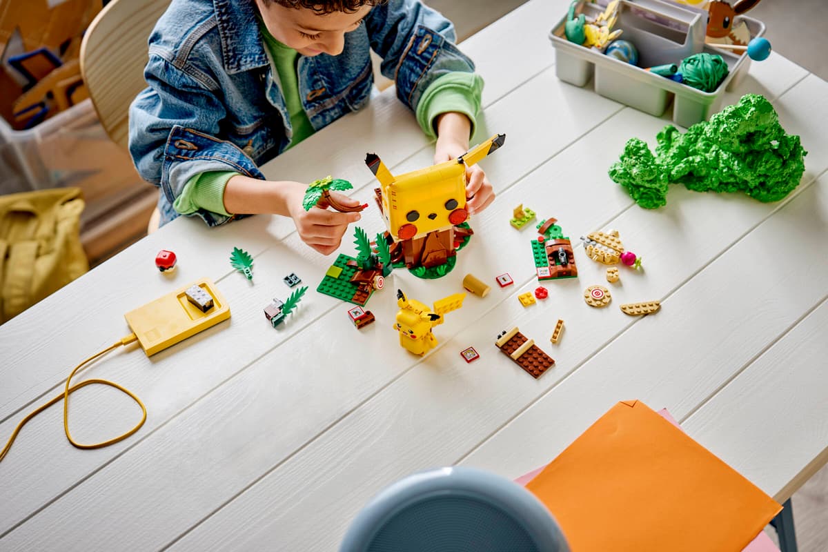 LEGO Pokémon SMART Play: Trainingshuis met Pikachu - 72164