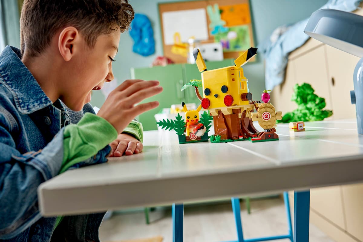 LEGO Pokémon SMART Play: Trainingshuis met Pikachu - 72164