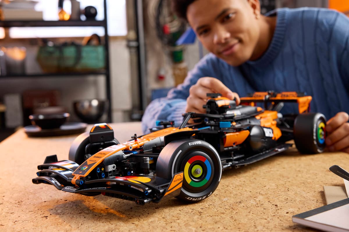 LEGO Technic McLaren MCL39 F1 auto - 42228