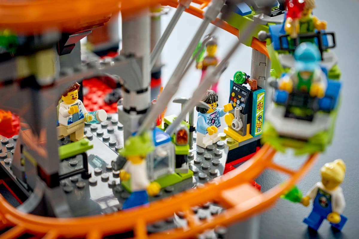 LEGO City Lava Land Achtbaanpark - 60501