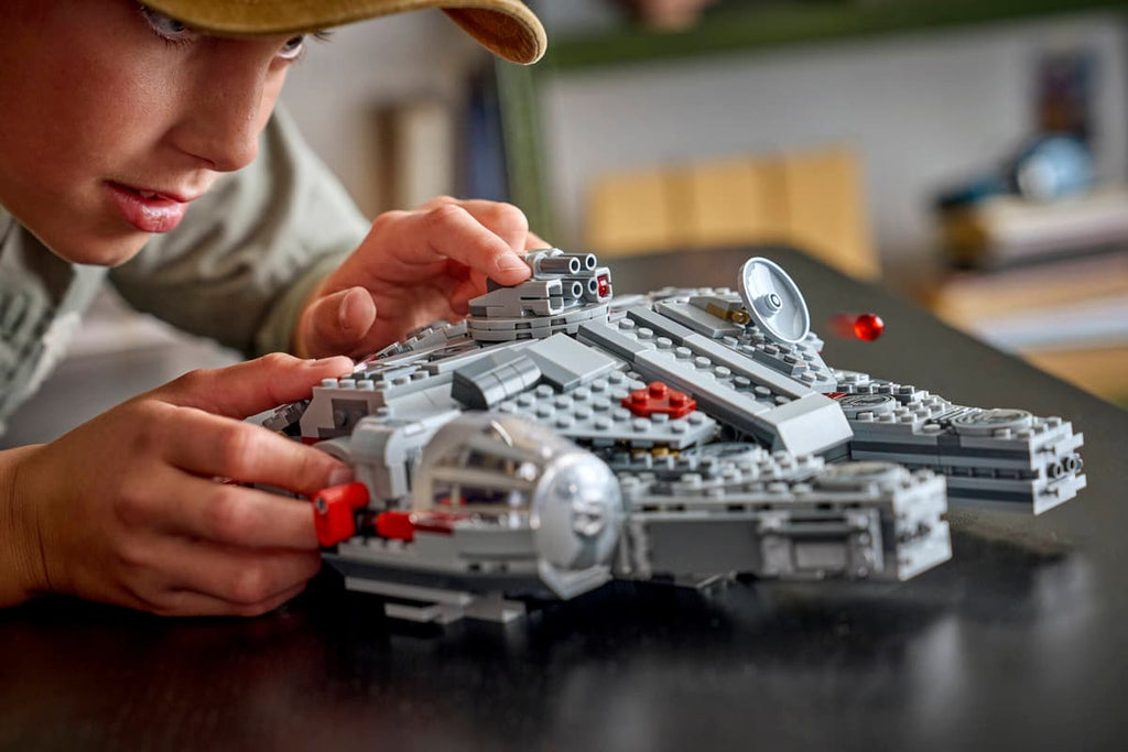LEGO Star Wars SMART Play: Millennium Falcon - 75426