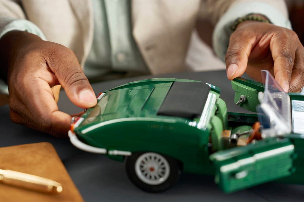 LEGO Icons Jaguar E-Type - 11381