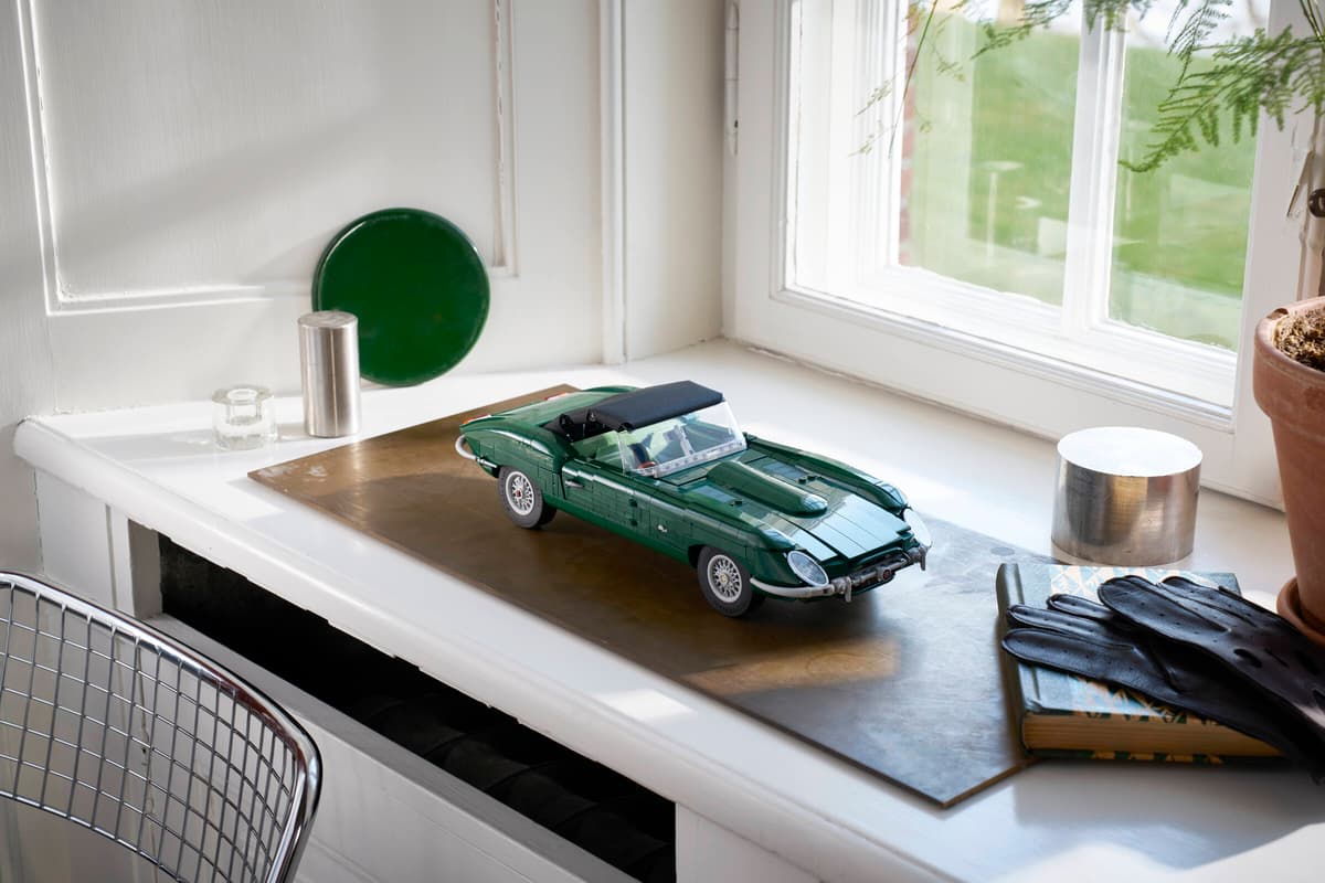 LEGO Icons Jaguar E-Type - 11381